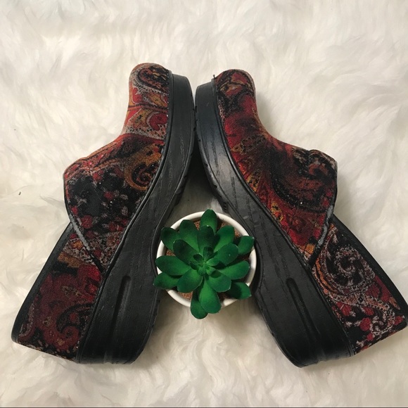 Dansko Clogs - Picture 2 of 8